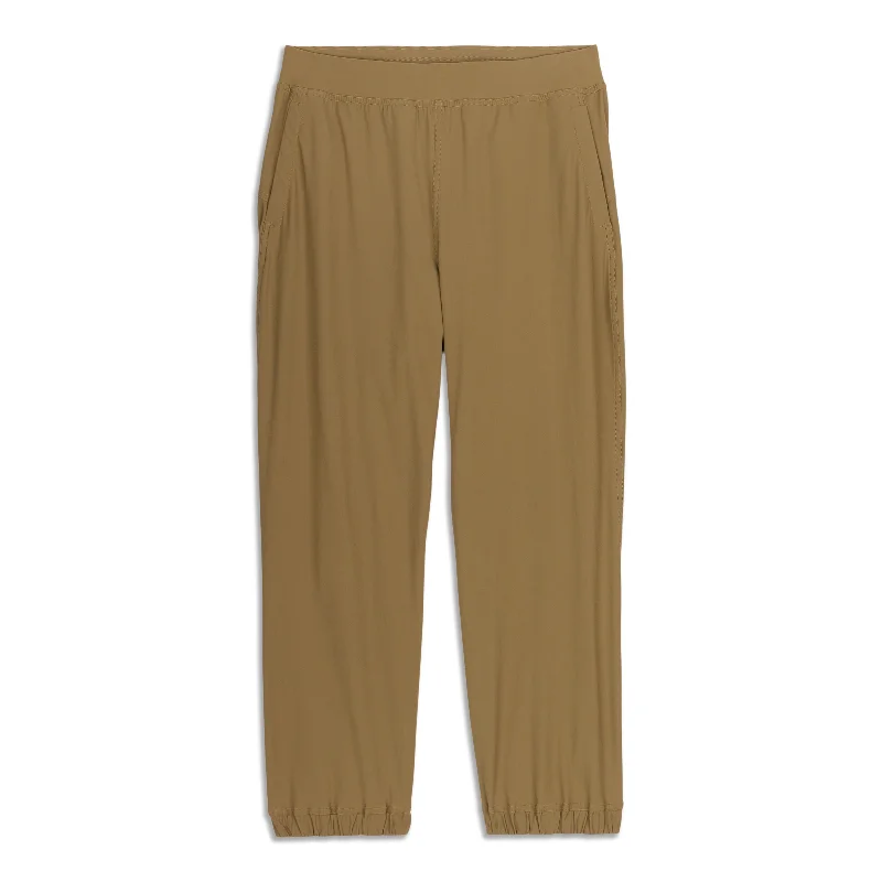 Adapted State High-Rise Jogger Crop - Resale