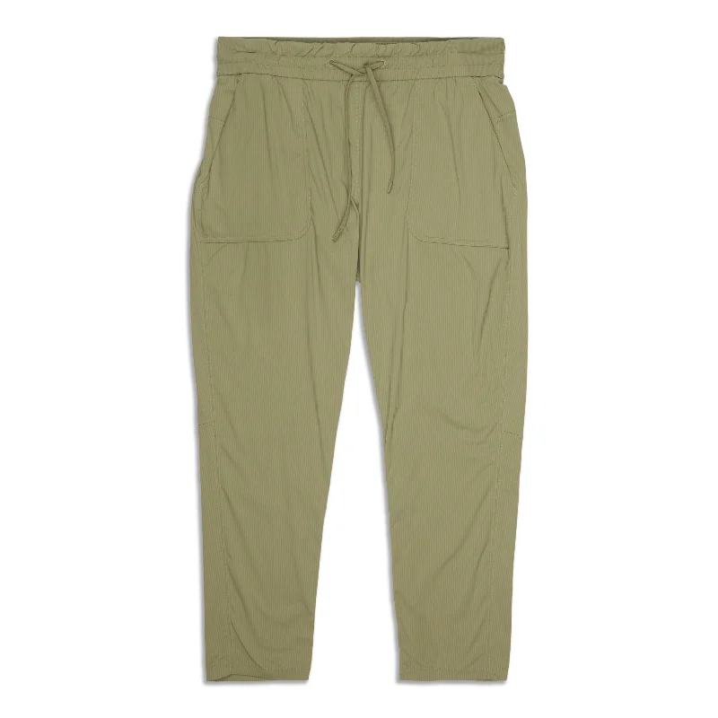 Beyond The Studio Pant Slim - Resale