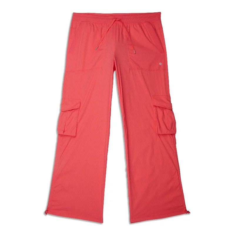 Dance Studio Relaxed-Fit Mid-Rise Cargo Pant - Resale