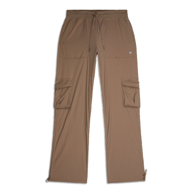 Dance Studio Relaxed-Fit Mid-Rise Cargo Pant - Resale