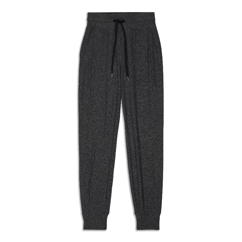 Ready To Classic-Fit High-Rise Jogger - Resale