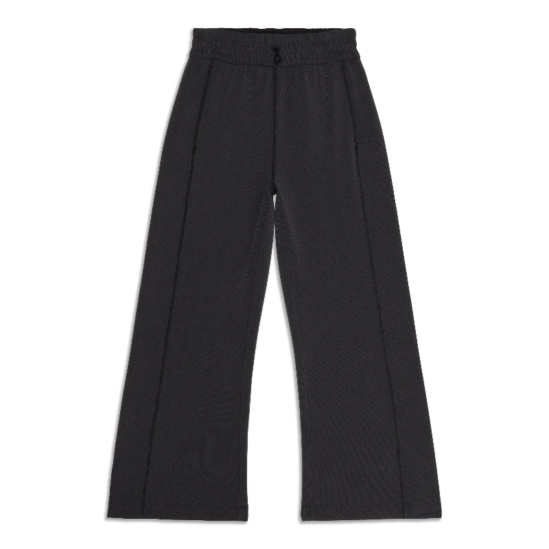 Ribbed Softstreme Mid-Rise Wide-Leg Cropped Pant - Resale