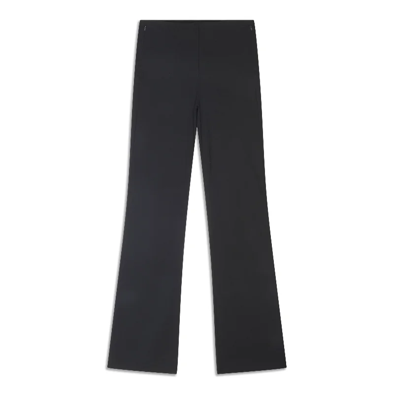 Smooth Fit Pull-On High-Rise Pant - Resale